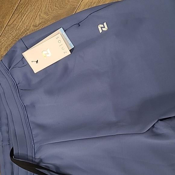 Mens Medium Zelos Powder Blue Reflective Joggers Sweatpants Zipper Quick Dry NWT - Picture 2 of 4